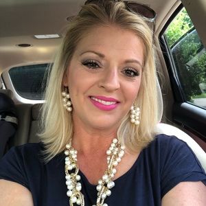 Meet your Posher, Christa